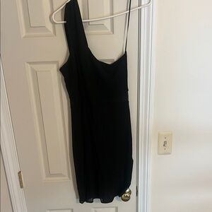 Elegant Black One-Shoulder Dress